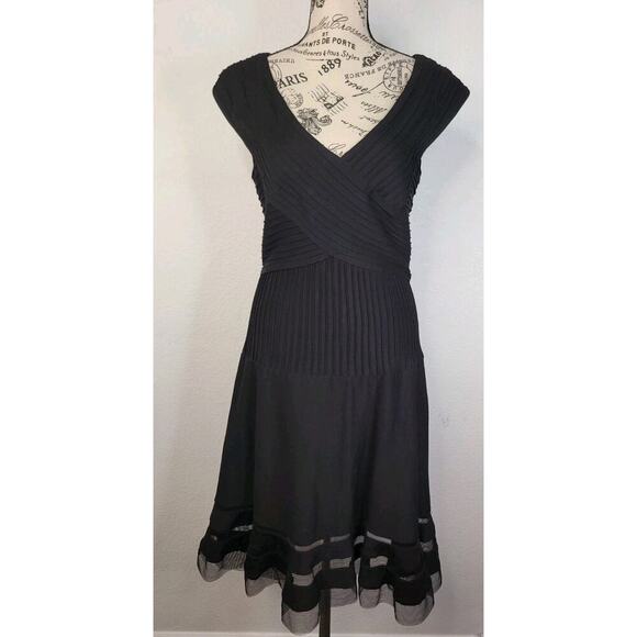 Tadashi Shoji Illusion Dress SZ M Cocktail Flare Midi V Neck Mesh Tulle Black - Picture 2 of 10